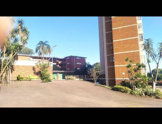 2 BEDROOM APARTMENT FOR SALE IN GLENWOOD